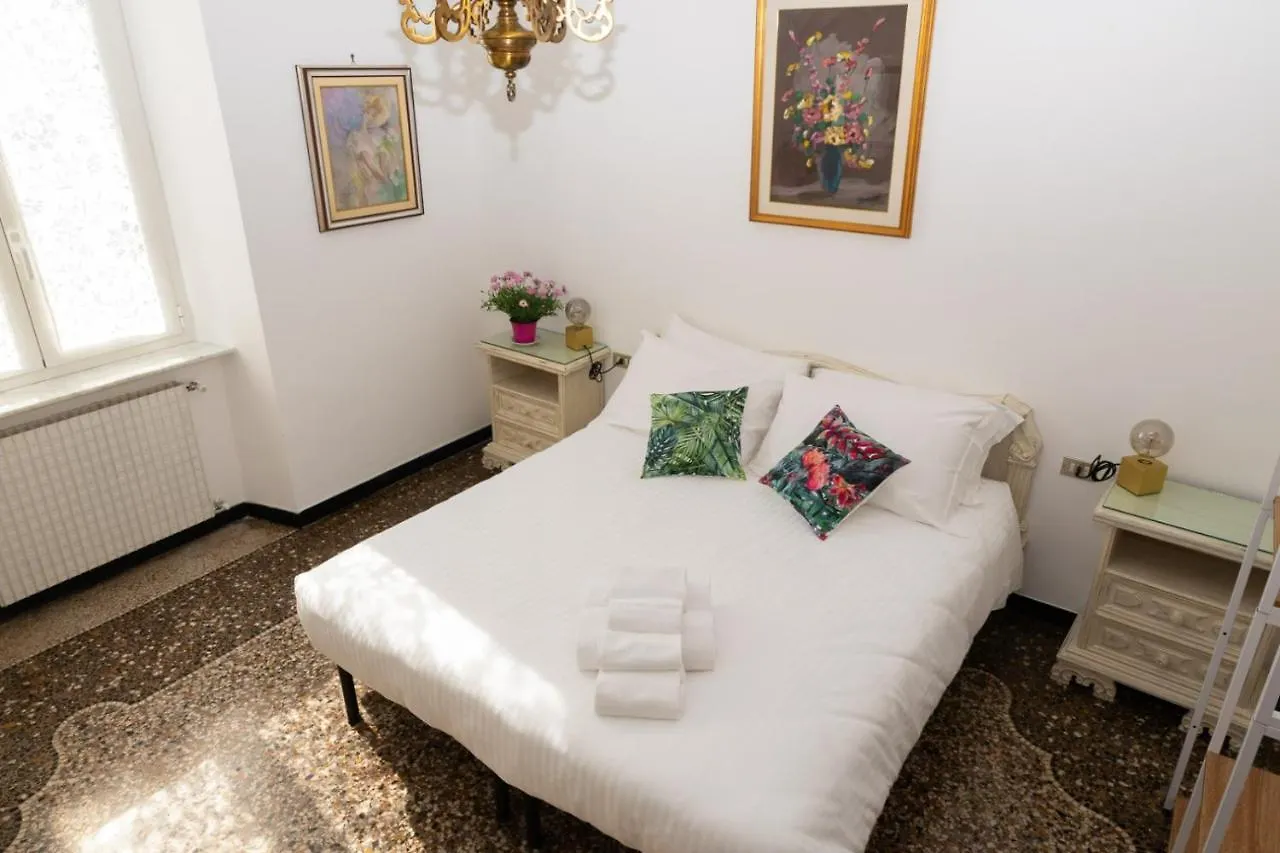 Appartement Living Sestri Airport à Gênes 0*,